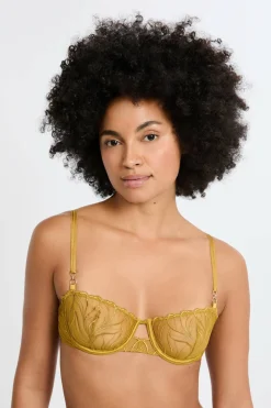 Biustonosz nr 9 - Balkonetka z haftem kwiatowym