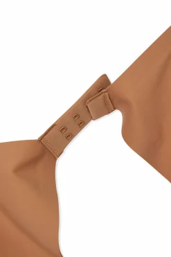 Biustonosz nr 2 – Biustonosz push-up z głębokim dekoltem z mikrofibry