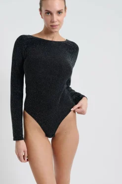 Body z dugim rękawem