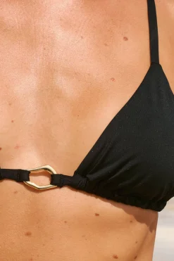 Góra od bikini trójkątna o satynowym efekcie we wzory