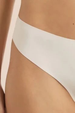 Stringi z mikrofibry