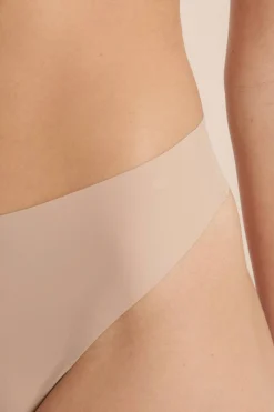Stringi z mikrofibry