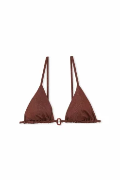 Trójkątna góra od bikini